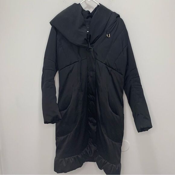 Elie Tahari Long Black Puffer Jacket - Picture 1 of 16